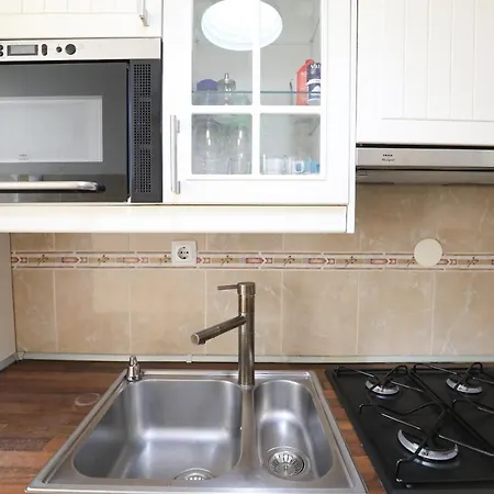 Apartment Cool Flat With Big Patio In Center